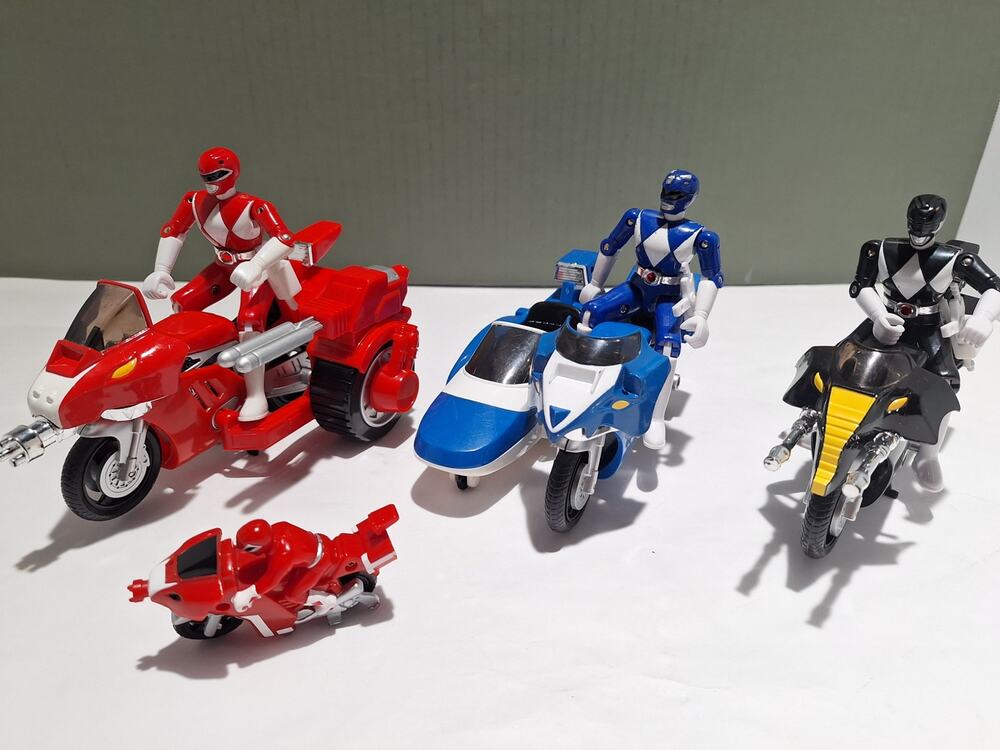 1993 Bandai Mighty Morphin Power Rangers Motorcycle Lot Red Blue Black Rangers